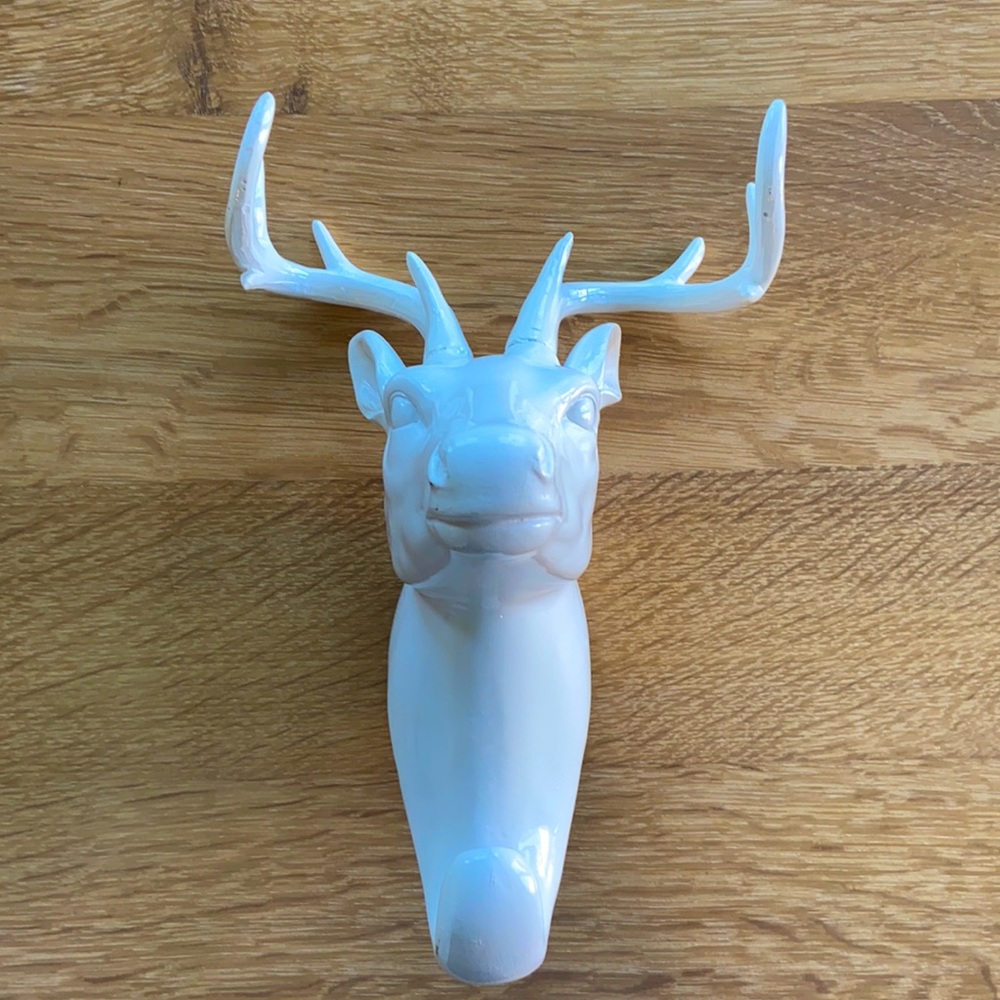 White Deer Bust Wall Hanging